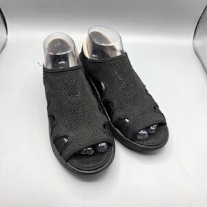 Bzees Resort Sandals Womens 8 WIDE Black Stretch Wedge Heels Open Toe Casual